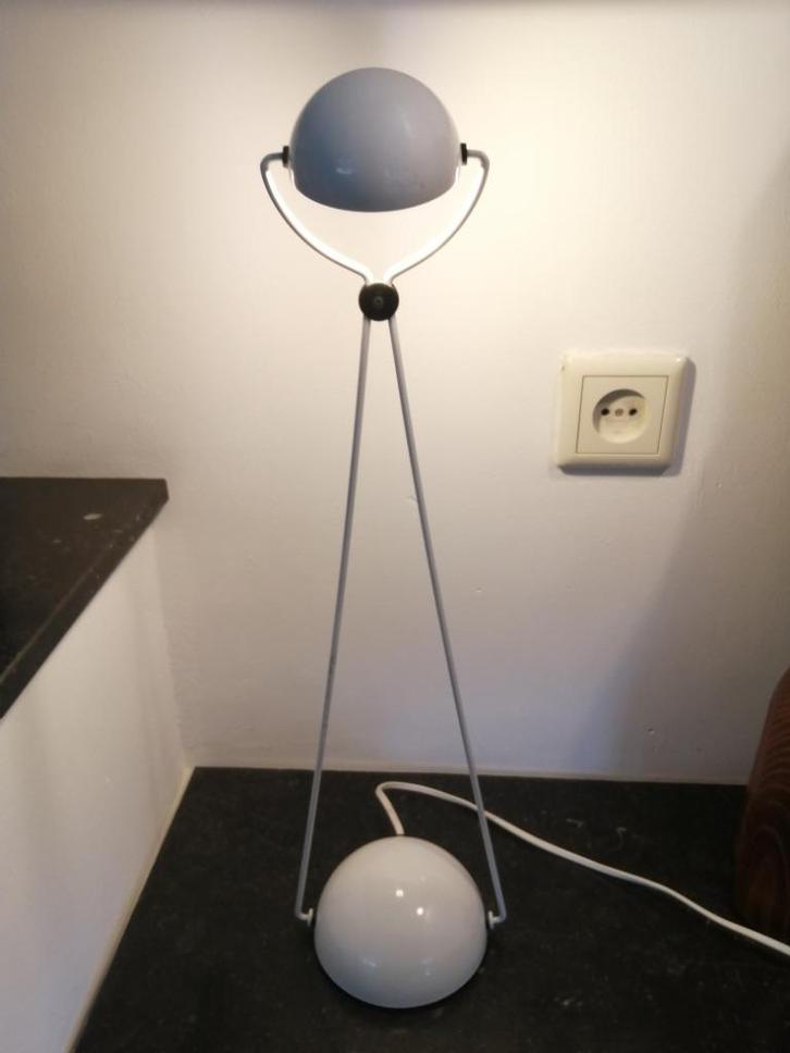 Vintage witte Meridiana lamp door Paolo Piva, retro design, Antiek en Kunst, Kunst | Designobjecten, Ophalen of Verzenden