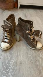 Diesel sneaker met hoge hak maat 41, Kleding | Dames, Schoenen, Beige, Ophalen of Verzenden, Zo goed als nieuw, Sneakers of Gympen