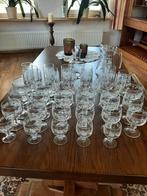 Glasservies met druifmotief wijnrankmotief, Verzamelen, Glas en Borrelglaasjes, Overige typen, Ophalen of Verzenden, Zo goed als nieuw