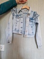 Le Chic spijkerjasje met ruches, maat 122-134, Meisje, Le Chic, Overige typen, Ophalen of Verzenden