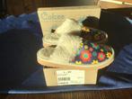 Nieuwe vrolijke zacht gevoerde muiltjes / pantoffels maat 39, Ophalen of Verzenden, Nieuw, Pantoffels of Sloffen