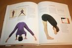 Het complete handboek voor aromatherapie massage en yoga, Ophalen of Verzenden, Zo goed als nieuw, Meditatie of Yoga, Instructieboek