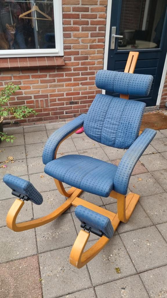 Stokke Varier ergonomische bureaustoel, Huis en Inrichting, Bureaustoelen, Gebruikt, Zwart, Ophalen
