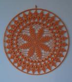 Mooie gehaakte oranjebruine mandala 45 cm, Nieuw, Ophalen of Verzenden