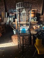 Stoer metalen wijnrek met glazenophangsysteem, Ophalen, Gebruikt, 15 tot 25 flessen, Metaal