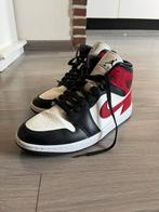 Nike Air Jordan 1 mid (maat 41), Kleding | Heren, Schoenen, Verzenden, Zo goed als nieuw