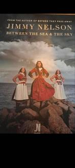 Jimmy Nelson - Between the Sea & the Sky, Ophalen of Verzenden, Zo goed als nieuw, Jimmy Nelson, Europa overig