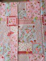 licht blauwe met roze katoen met vogels, vlinders patchwork, Hobby en Vrije tijd, Stoffen en Lappen, Ophalen of Verzenden, Nieuw