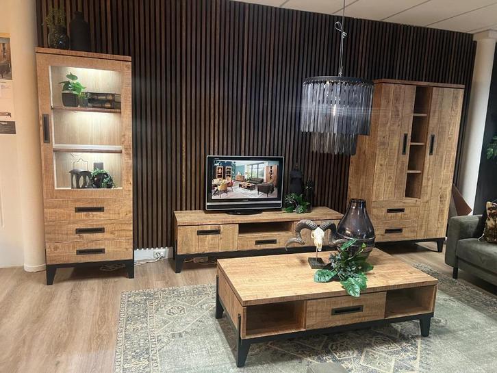 Nieuwe meubelen, kast, dressoir, tvkast, salontafel nu: 595, Huis en Inrichting, Complete inboedels, Ophalen