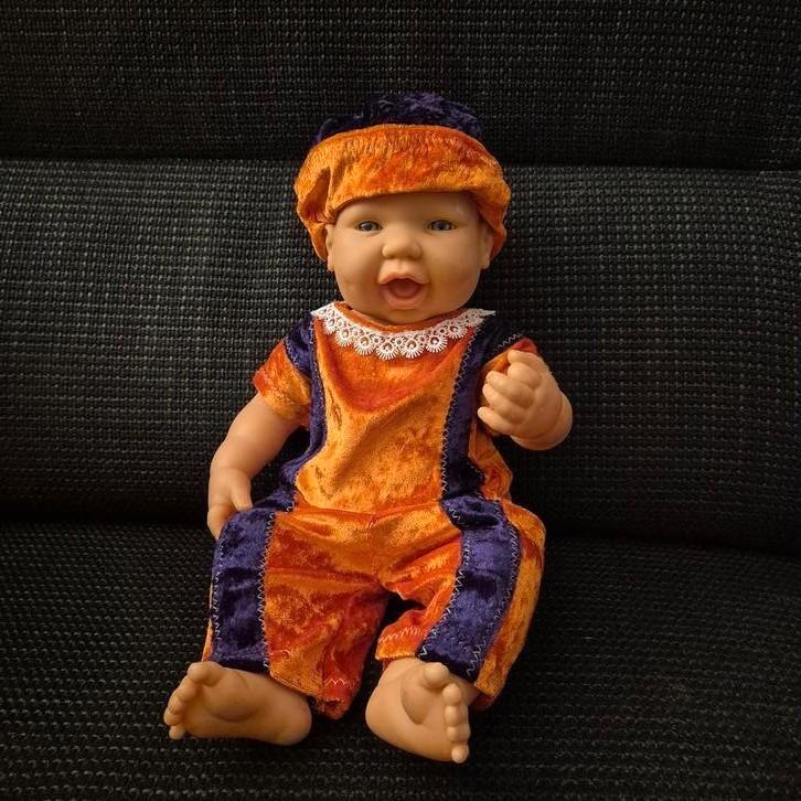 Pietenpakje voor de pop, Diversen, Sinterklaas, Nieuw, Ophalen of Verzenden