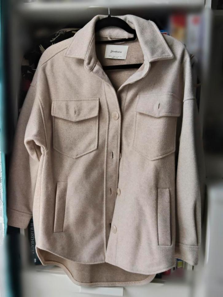 Stradivarius Jas, Kleding | Dames, Jassen | Zomer, Zo goed als nieuw, Maat 36 (S), Beige, Ophalen of Verzenden