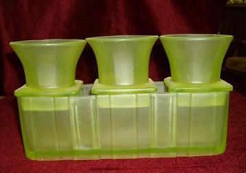 Te koop gevraagd deze hyacint vaasjes bol vaasjes gevraagd. beschikbaar voor biedingen