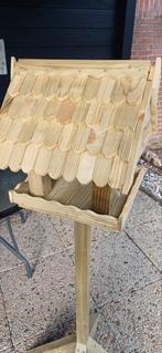 Vogelvoederhuisje van geimpr.tuinhout nieuw 28x31cm., Tuin en Terras, Vogelhuisjes en Vogelbaden, Ophalen, Nieuw