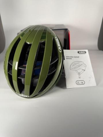 ABUS Road Aventor Cycling Helmet – Matt Olive Green  beschikbaar voor biedingen