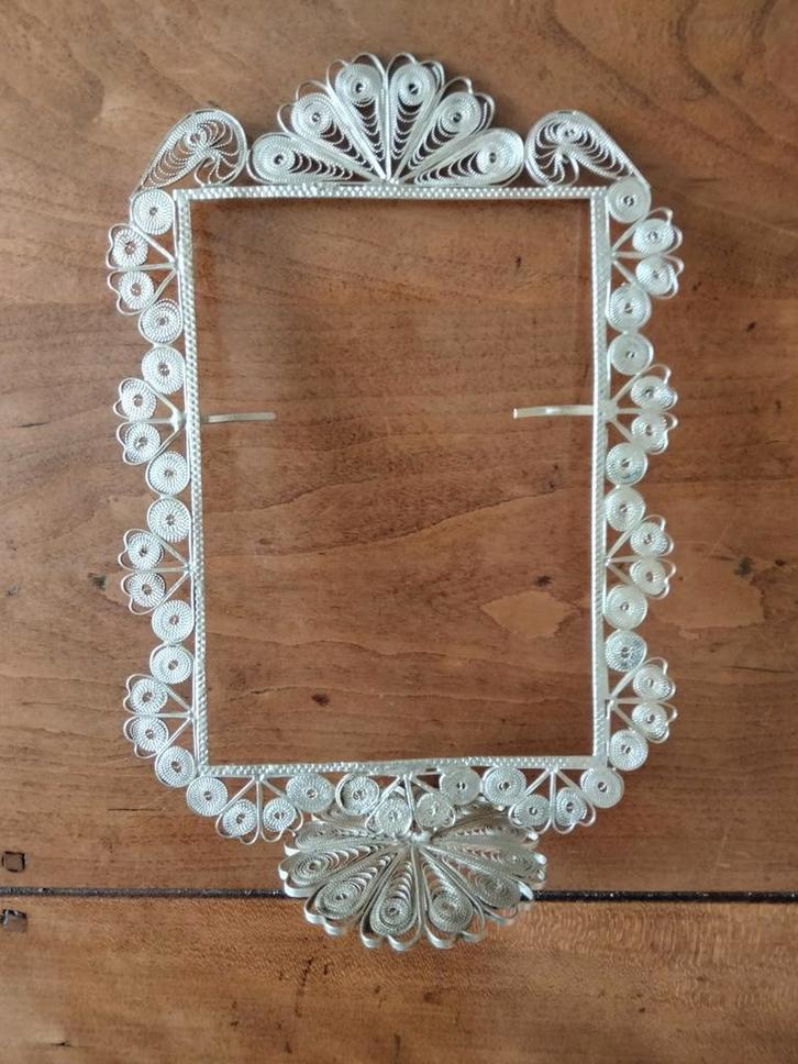 Fotolijstje filigraan. Zilver(kleurig)., Huis en Inrichting, Woonaccessoires | Lijsten, Gebruikt, Minder dan 50 cm, Minder dan 50 cm