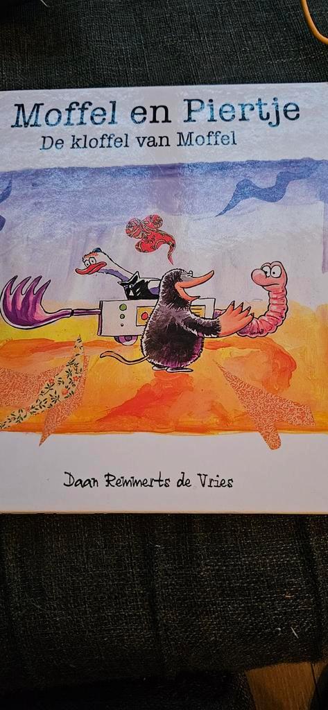 Z.G.AN. Moffel en Piertje., Boeken, Kinderboeken | Baby's en Peuters, Zo goed als nieuw, 2 tot 3 jaar, Ophalen of Verzenden