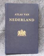 mooie en bijzondere en grote Atlas van Nederland., Boeken, Atlassen en Landkaarten, Ophalen, Overige atlassen, Zo goed als nieuw