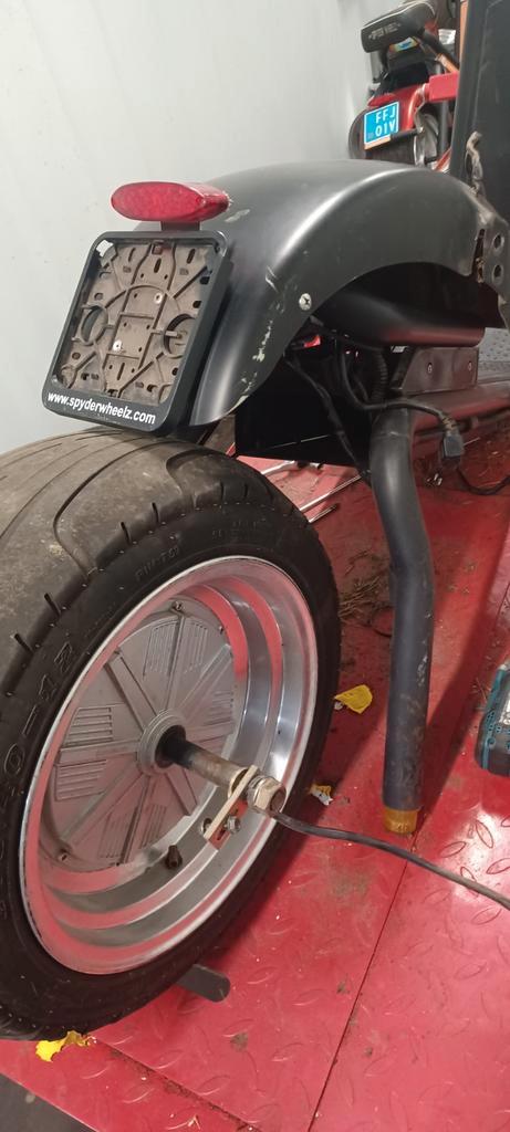 Spyderwheelz/ Luqi frames en onderdelen, Fietsen en Brommers, Snorfietsen en Snorscooters, Zo goed als nieuw, Overige merken, Benzine