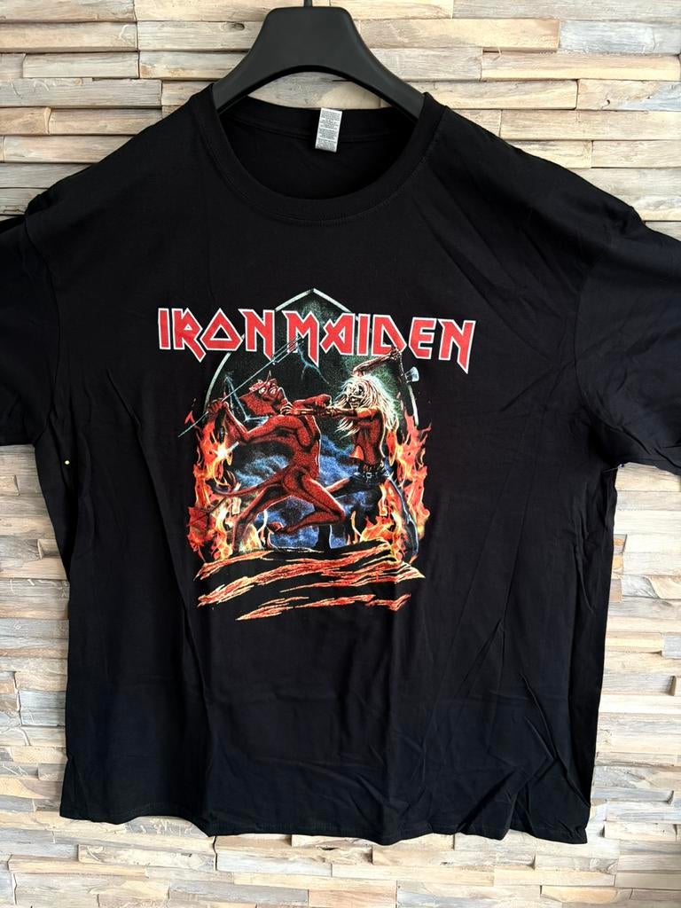 Iron Maiden official Run to the Hills Shirt 2XL, Ophalen of Verzenden, Zo goed als nieuw