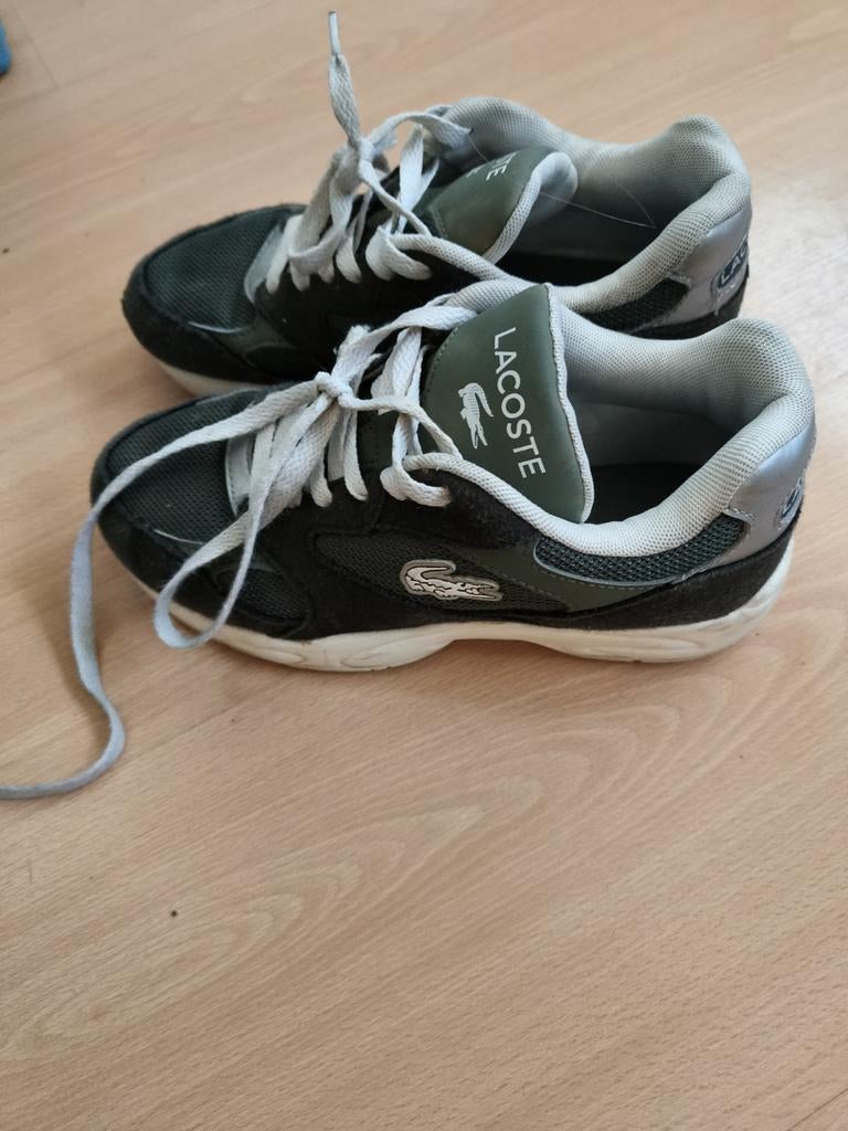 Lacoste schoenen maat 37. Weinig gedragen., Sport en Fitness, Korfbal, Ophalen, Zo goed als nieuw, Schoenen
