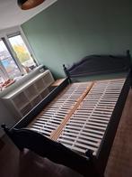 Grijs 2 persoons bedframe met lattenbodem, Huis en Inrichting, Ophalen, Tweepersoons, Zo goed als nieuw, Grijs