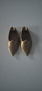 Handcrafted Brass Indian Mini Shoes Engraved (Pair), Antiek en Kunst, Antiek | Koper en Brons, Ophalen of Verzenden, Koper