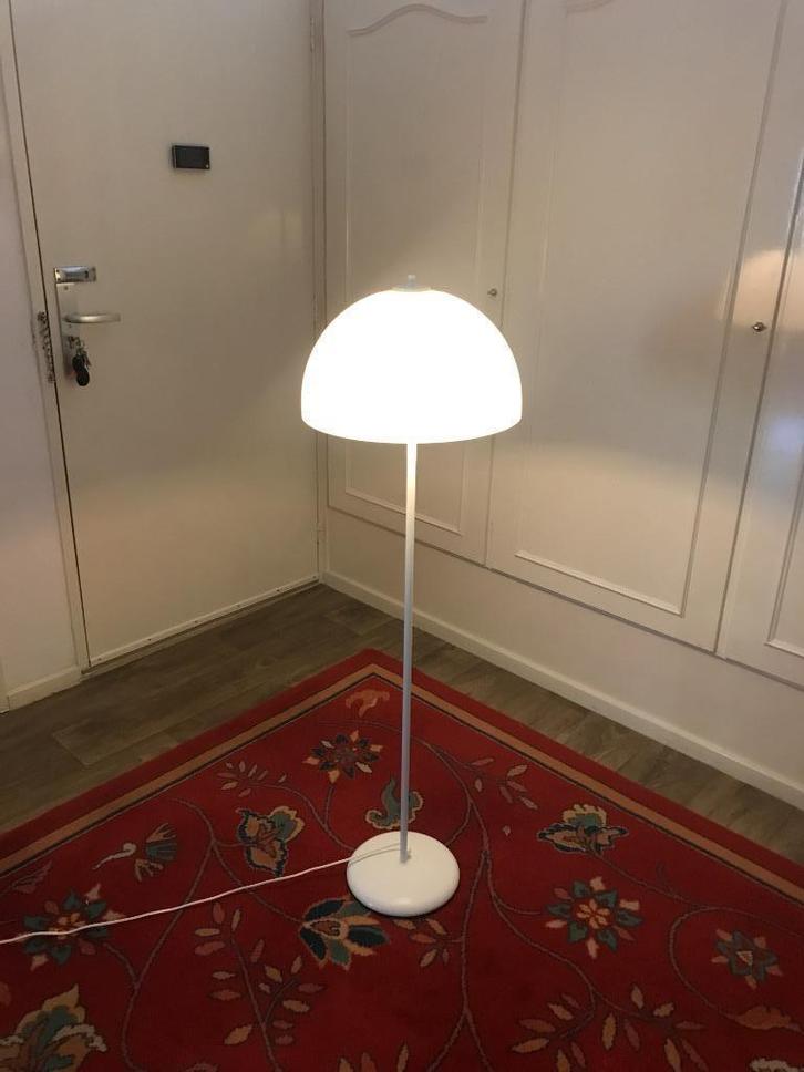 Big Mushroom seventies design lamp retro space age vloerlamp, Huis en Inrichting, Lampen | Vloerlampen, Zo goed als nieuw, 150 tot 200 cm