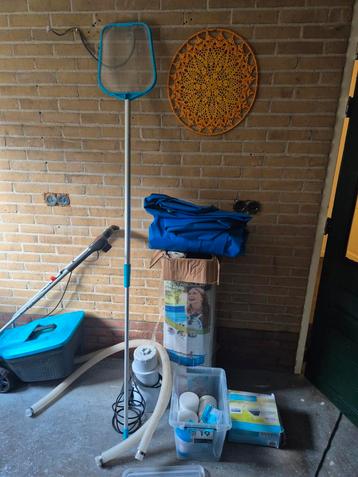Intex zwembad 2.60 x 1.60 compleet met pomp en toebehoren beschikbaar voor biedingen