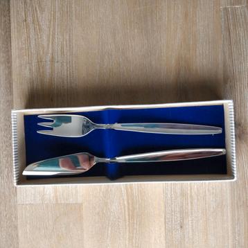 Botermesje en vork beschikbaar voor biedingen