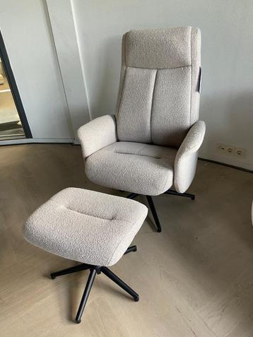fauteuil in bouclé kleur  beschikbaar voor biedingen