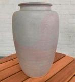 Vaas van Klaas Mobach 825 mad grijs witte vaas 27 cm hoog., Ophalen of Verzenden