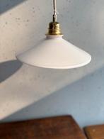 Antiek Frans opaline, melk glas, lamp kapje, Ophalen of Verzenden, Zo goed als nieuw, Glas, Minder dan 50 cm