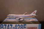 Dragon Wings: Boeing 747-400F Cargolux 1/400 met OVP, Ophalen of Verzenden, Zo goed als nieuw, Schaalmodel