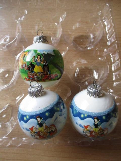 Disney Sneeuwwitje glazen kerstballen  3 stuks  oud!, Ophalen of Verzenden, Overige figuren, Zo goed als nieuw, Beeldje of Figuurtje