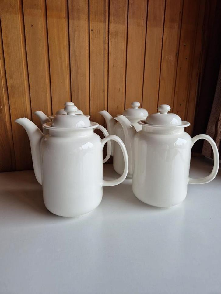 Arabia Finland Artica theepotten, Antiek en Kunst, Antiek | Servies los, Ophalen of Verzenden