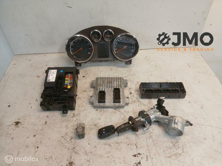 Computer motormanagement A14NEL Opel Meriva B 2010-2017, Auto-onderdelen, Elektronica en Kabels, Opel, Gebruikt, Ophalen of Verzenden