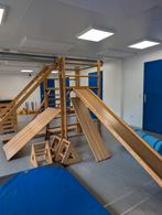 Gymzaal, speelzaal, bankje, glijbaan, klimtoren, bokjes, mat, Huis en Inrichting, Ophalen, Gebruikt