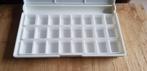 Nieuw, box met 24 aquarel 1/2 pannen leeg voor aquarel., Verzenden, Nieuw, Waterverf