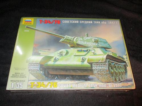D-282,ZVEZDA 1-35,NO,3535,T-34/76 Soviet Tank mod. 1942, Hobby en Vrije tijd, Modelbouw | Auto's en Voertuigen, Nieuw, Overige merken