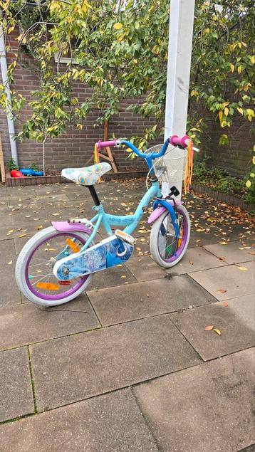 Leuke kinderfiets - Frozen thema beschikbaar voor biedingen