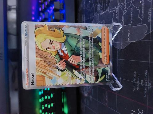 Pokemon Hassel #205, Hobby en Vrije tijd, Verzamelkaartspellen | Pokémon, Zo goed als nieuw, Losse kaart, Foil, Ophalen of Verzenden