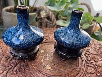 Set van 2 handgedraaide geglazuurd vaasje blauw  beschikbaar voor biedingen