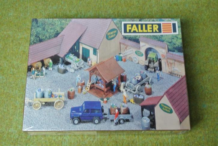 Faller 353 Wijnpers "Sasbach" met kar, Hobby en Vrije tijd, Modeltreinen | H0, Nieuw, Brug, Tunnel of Gebouw, Gelijkstroom of Wisselstroom