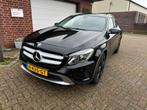 Mercedes-Benz GLA 200 Ambition Panoramadak Airco 2014 Zwart, Auto's, Voorwielaandrijving, Leder en Stof, Zwart, 1595 cc