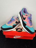 Nike air Max 1 Have a nike day - size 42, Kleding | Heren, Schoenen, Overige kleuren, Nike, Ophalen of Verzenden, Sneakers of Gympen