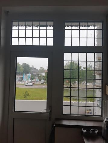 Dubbele beglazing met glas in lood beschikbaar voor biedingen