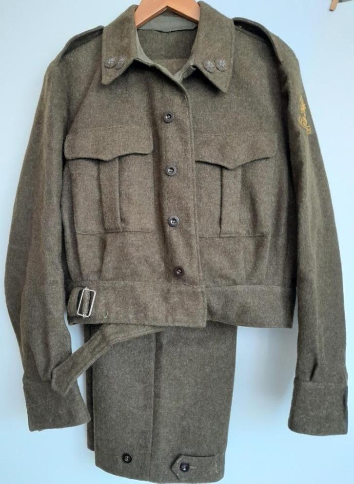 Militair KL pak: jasje met broek, Verzamelen, Militaria | Algemeen, Landmacht, Kleding of Schoenen, Nederland, Ophalen of Verzenden