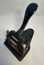 Vintage gietijzeren perforator - model 450, Ophalen of Verzenden