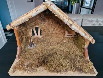 Houten Kerststal met Licht & Haardvuur beschikbaar voor biedingen