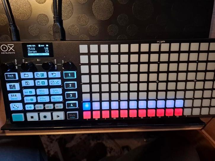 Oxi Instruments Oxi One, Muziek en Instrumenten, Midi-apparatuur, Zo goed als nieuw, Ophalen of Verzenden